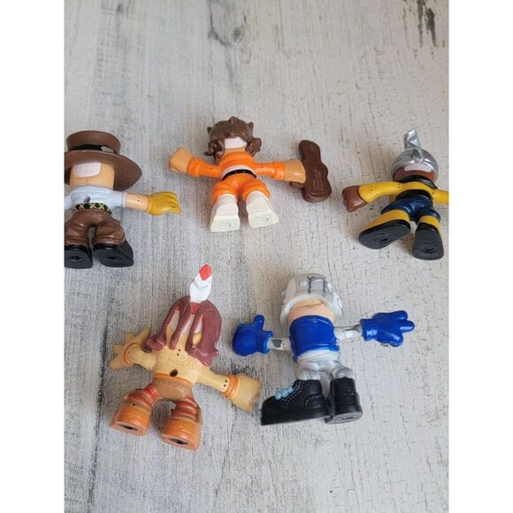 Tech Deck dude guy variety set toy cowboy native American guitar - Picture 8 of 8